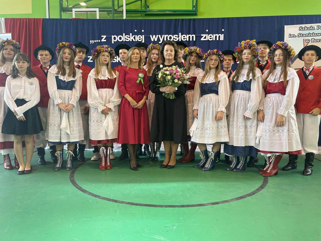 30.lecie nadania imienia Szkole Podstawowej w Borzęcicach